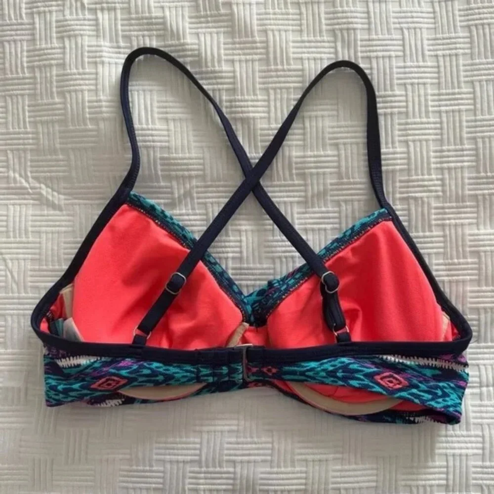 ⭐️ Coastal Blue Vibrant Bikini Top
